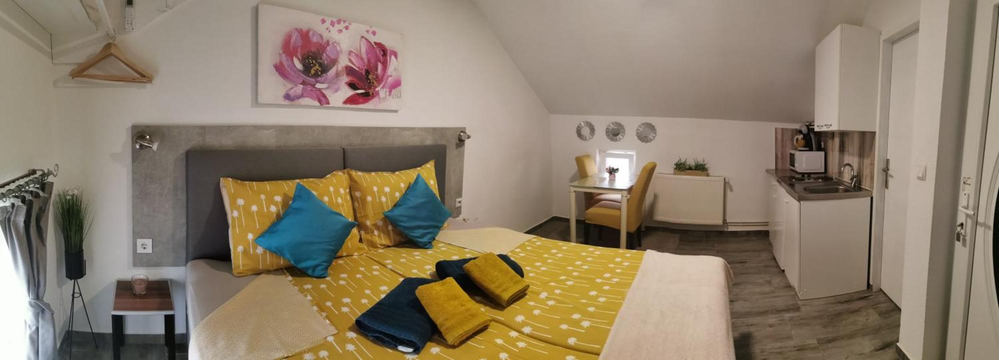 Ana Apartment Gracac  Bagian luar foto
