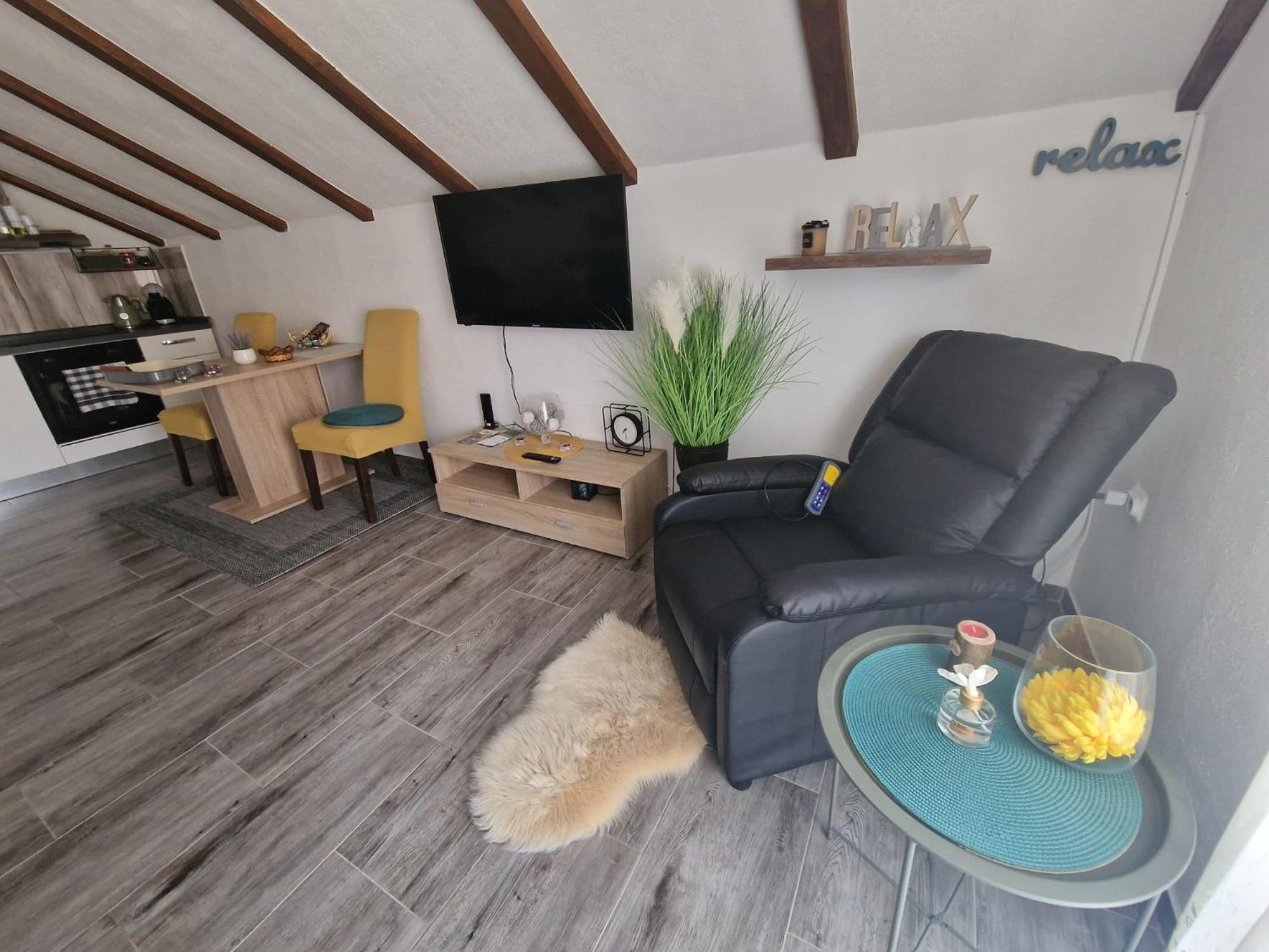 Ana Apartment Gracac  Bagian luar foto